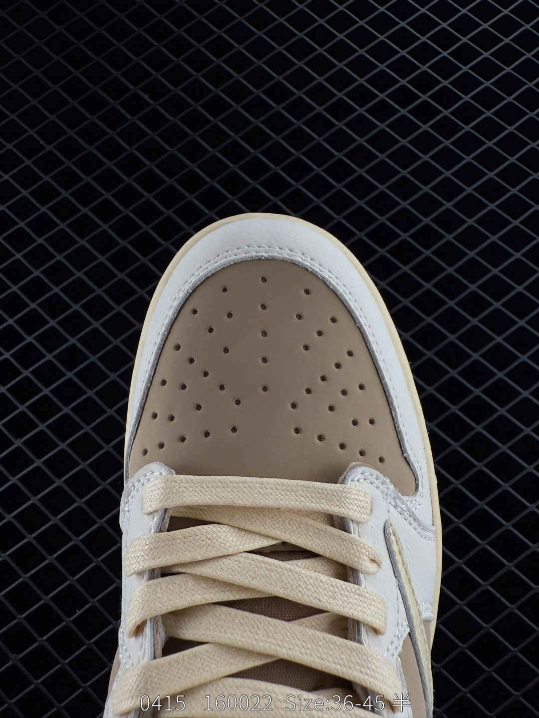 Travis Scott x Air Jordan 1 ” Reverse Mocha “